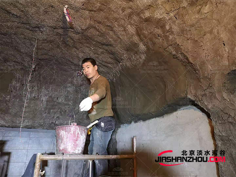 人造山洞酒店.jpg 人造山洞酒店