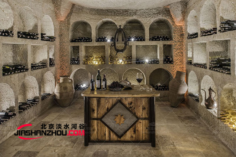 洞穴飯店.jpg 洞穴飯店