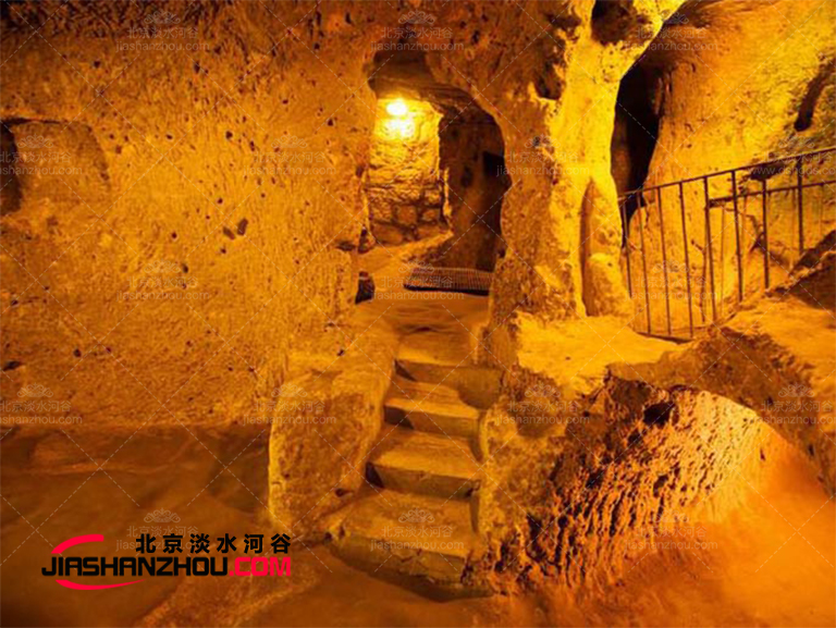 洞穴酒店.jpg 洞穴酒店