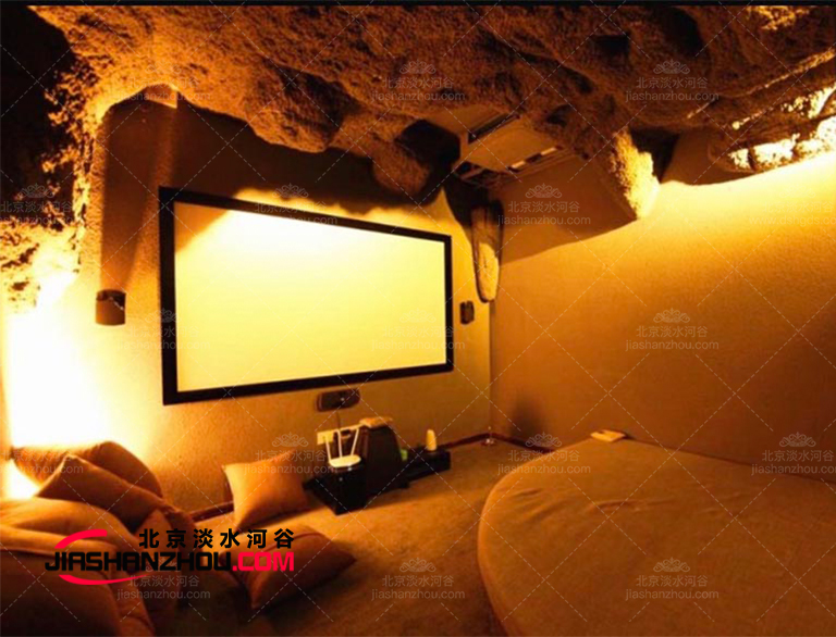 洞穴飯店.jpg 洞穴飯店