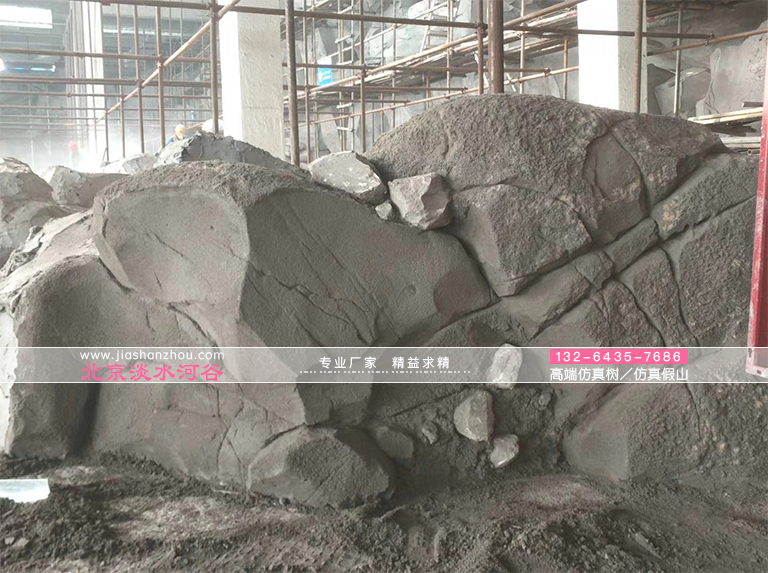 塑石假山.jpg 塑石假山