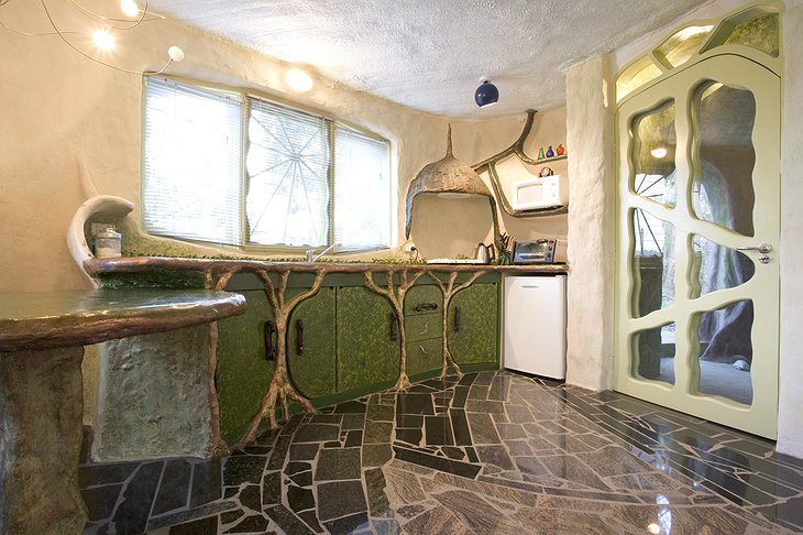 山洞咖啡廳.jpg 山洞咖啡廳