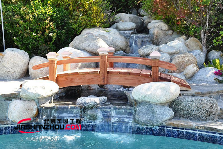 塑石假山.jpg 塑石假山