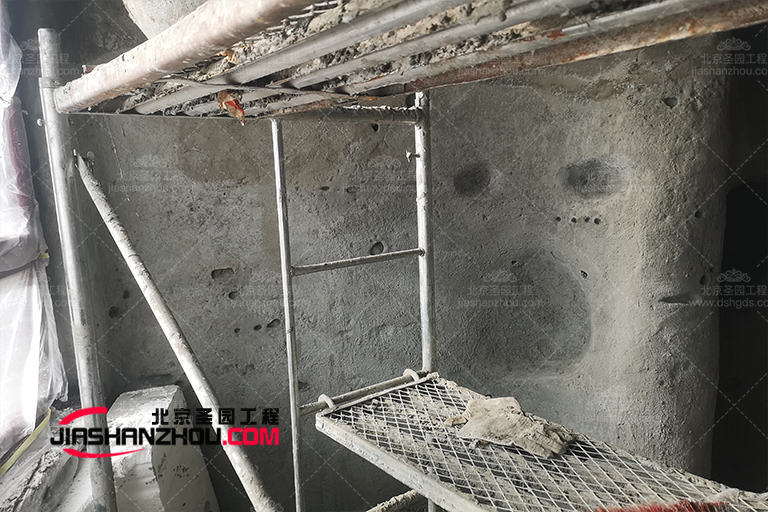 仿真鹽洞轟趴館