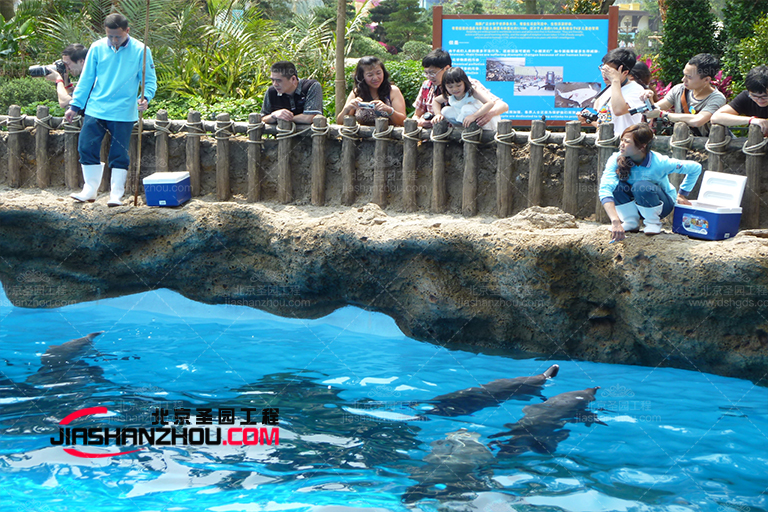 塑石假山.jpg 塑石假山