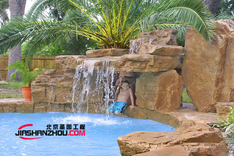 塑石假山.jpg 塑石假山