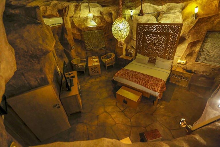 洞穴酒店.jpg 洞穴酒店