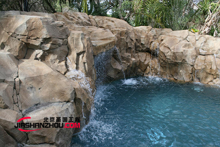 塑石假山.jpg 塑石假山