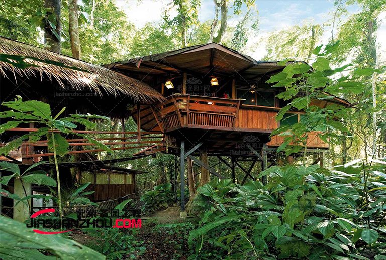 仿真假樹(shù)酒店.jpg 仿真假樹(shù)酒店.jpg