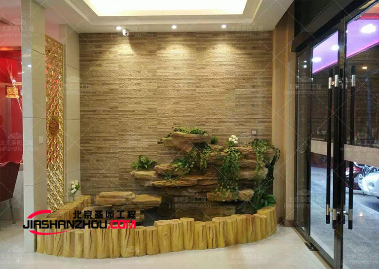 水泥假山.jpg 水泥假山.jpg