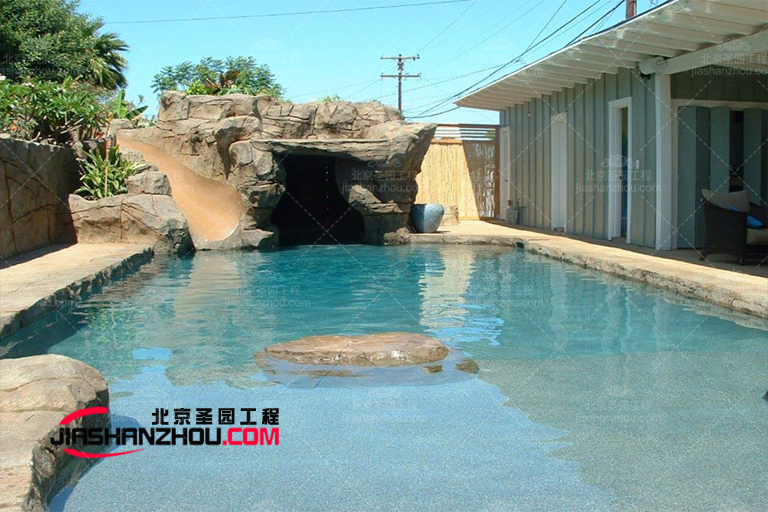 塑石假山.jpg 塑石假山.jpg