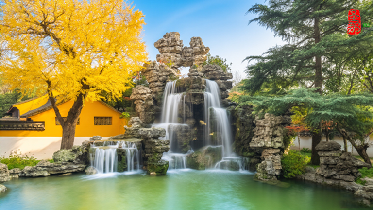 仿真假山.jpg 仿真假山